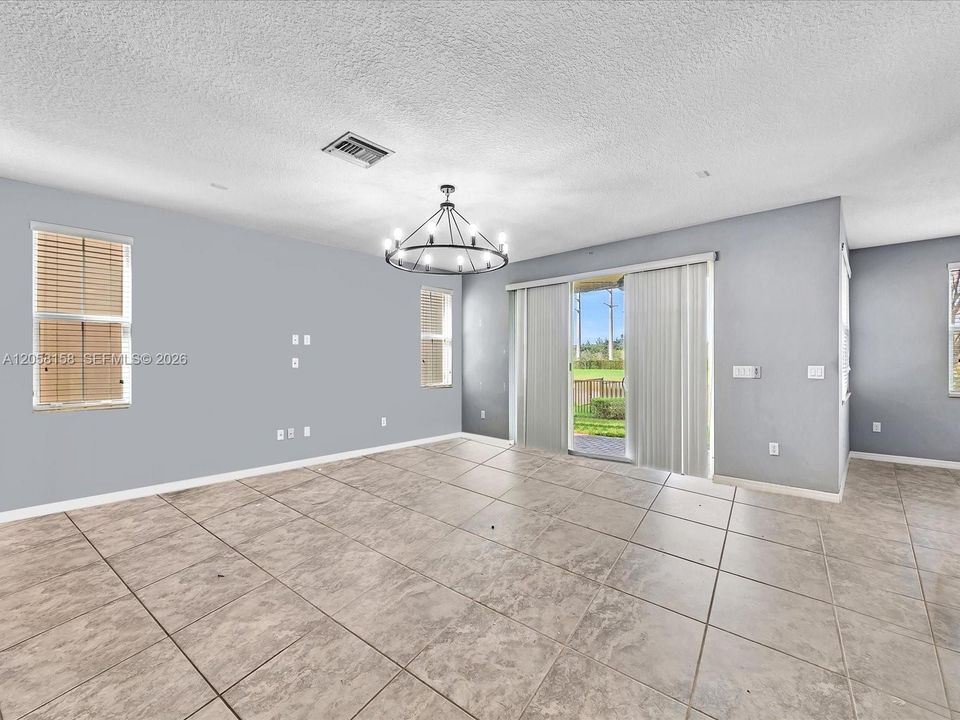 En Venta: $725,000 (4 camas, 2 baños, 2252 Pies cuadrados)
