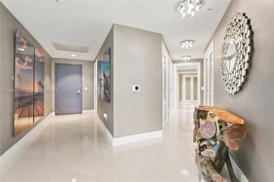 For Rent: $10,000 (3 beds, 3 baths, 2390 Square Feet)