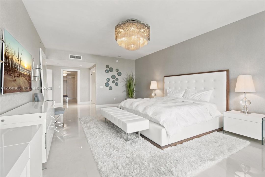 For Rent: $10,000 (3 beds, 3 baths, 2390 Square Feet)