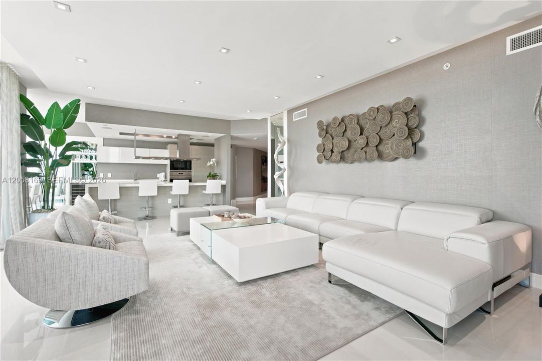 For Rent: $10,000 (3 beds, 3 baths, 2390 Square Feet)