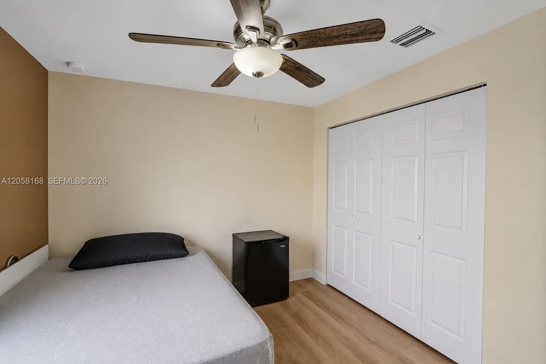 En Venta: $485,000 (3 camas, 2 baños, 1259 Pies cuadrados)
