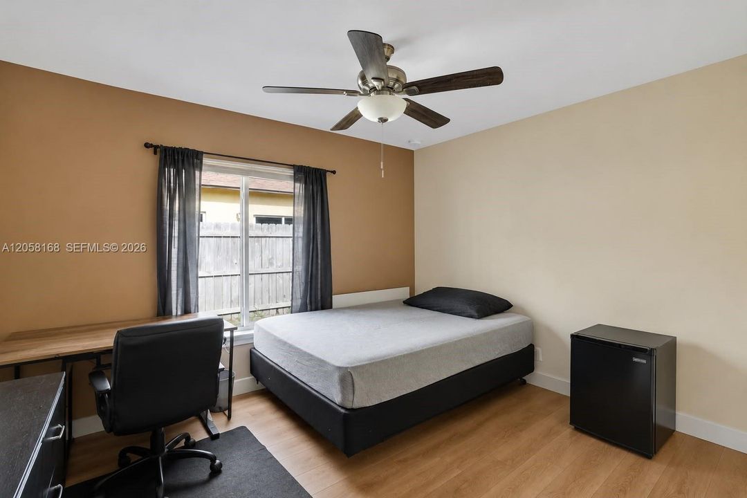 En Venta: $485,000 (3 camas, 2 baños, 1259 Pies cuadrados)