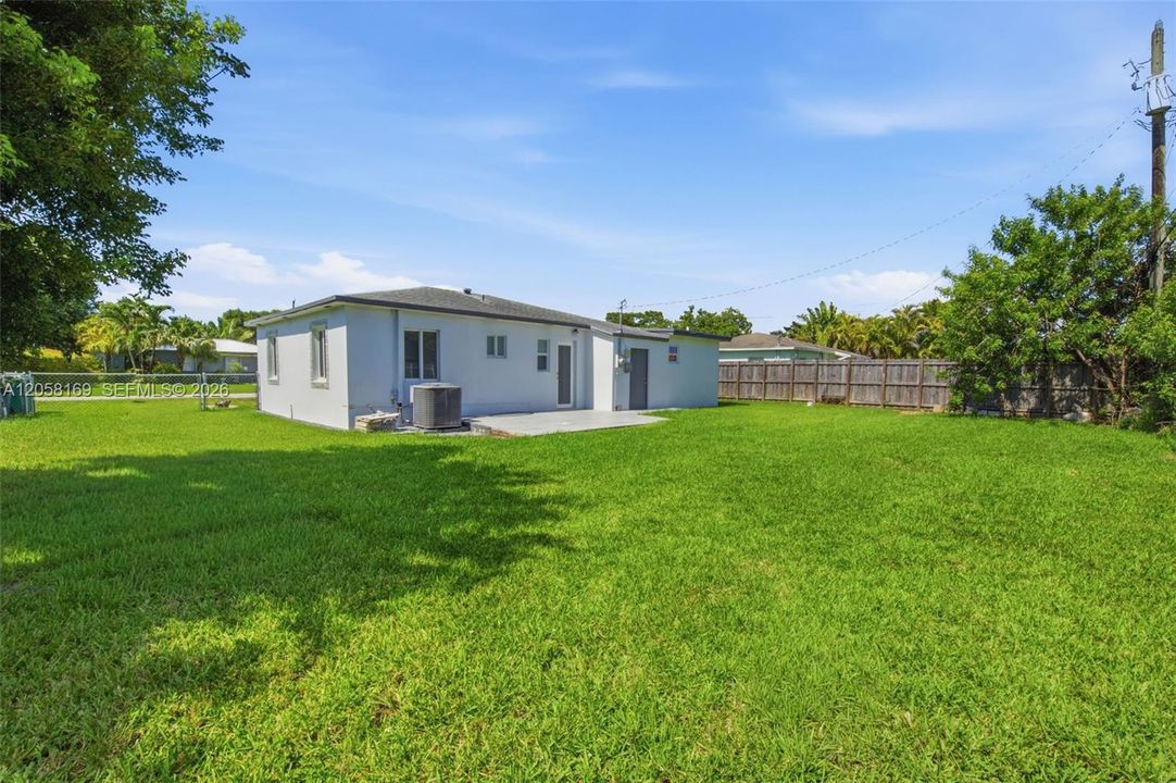 Недавно арендовано: $3,900 (3 спален, 2 ванн, 1500 Квадратных фут)