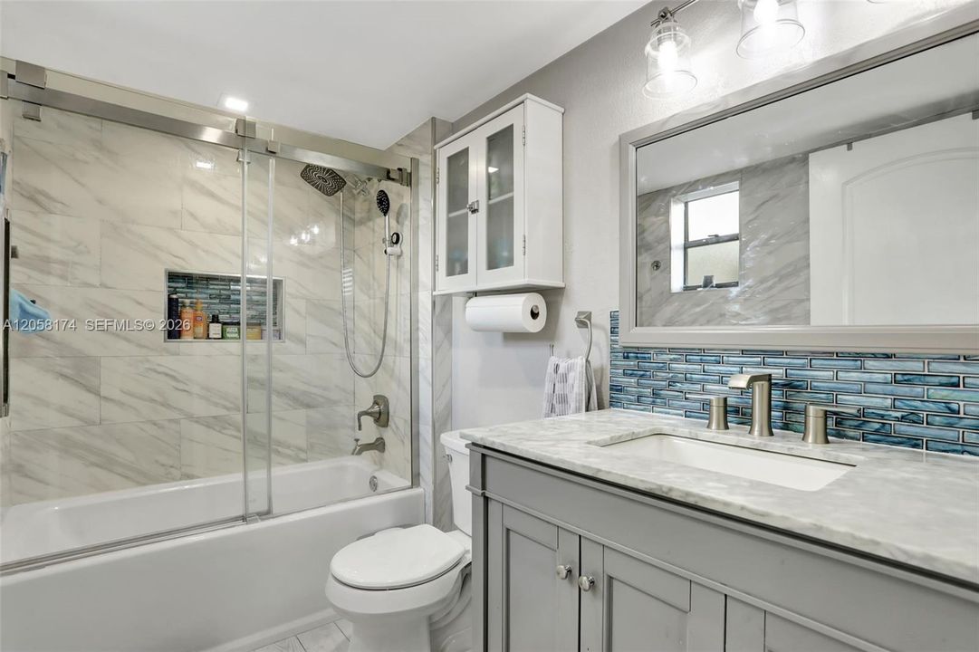 For Sale: $230,000 (3 beds, 2 baths, 1480 Square Feet)