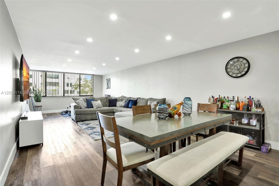 For Sale: $230,000 (3 beds, 2 baths, 1480 Square Feet)