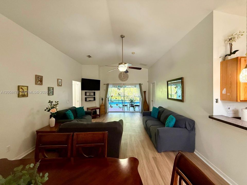 En Renta: $2,800 (5 camas, 3 baños, 0 Pies cuadrados)