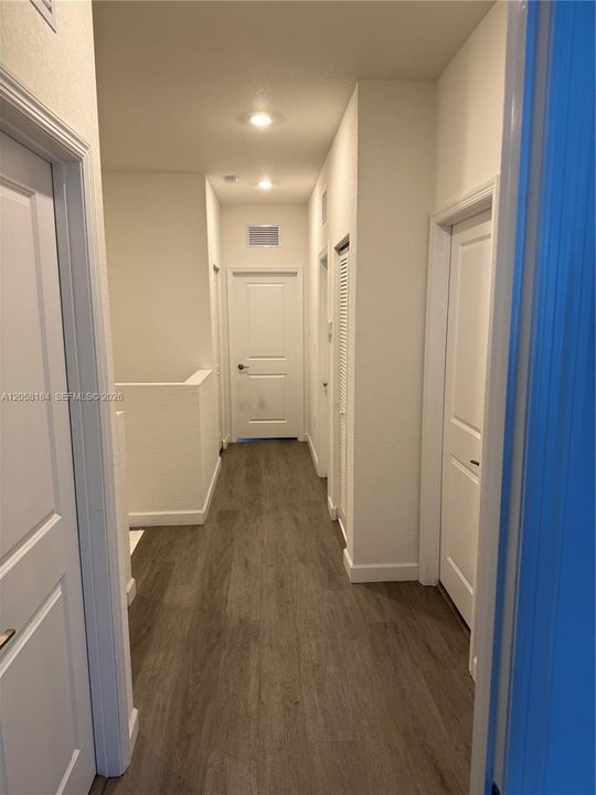 На продажу: $364,999 (3 спален, 2 ванн, 1722 Квадратных фут)