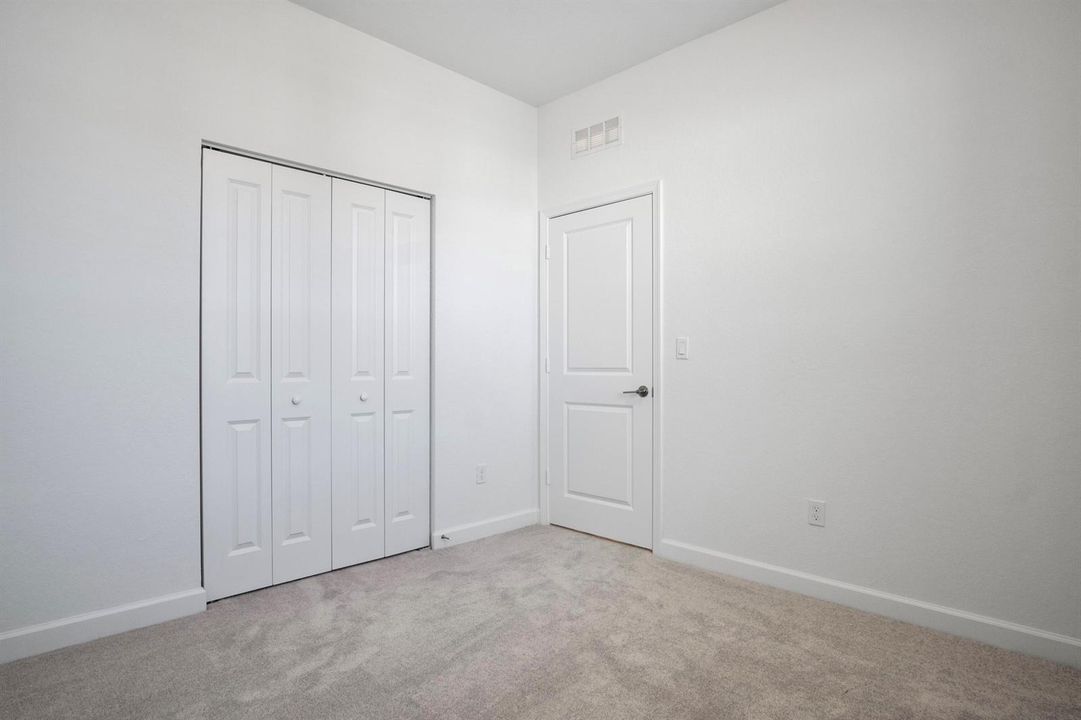 Guest bedroom 2nd.jpg-FULL