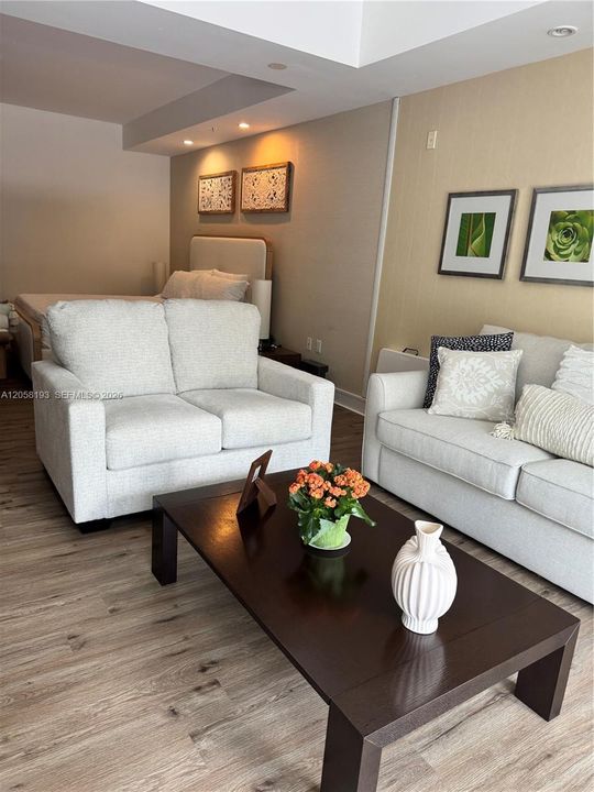 En Venta: $160,000 (1 camas, 1 baños, 705 Pies cuadrados)