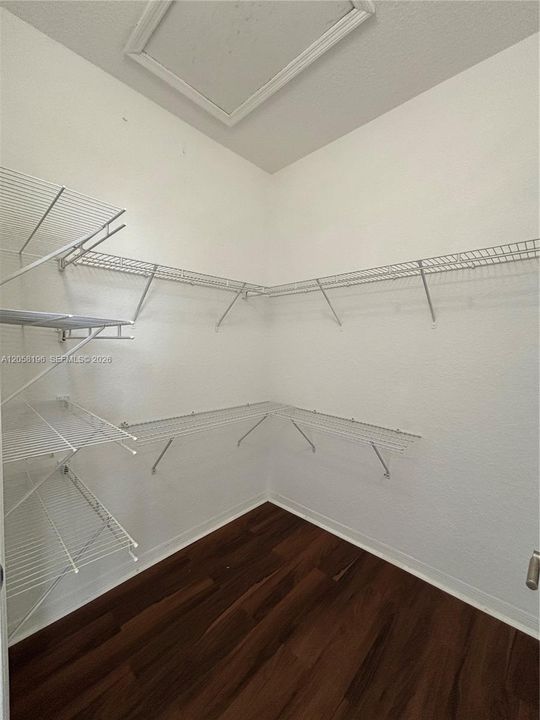 В аренду: $2,800 (3 спален, 2 ванн, 1616 Квадратных фут)