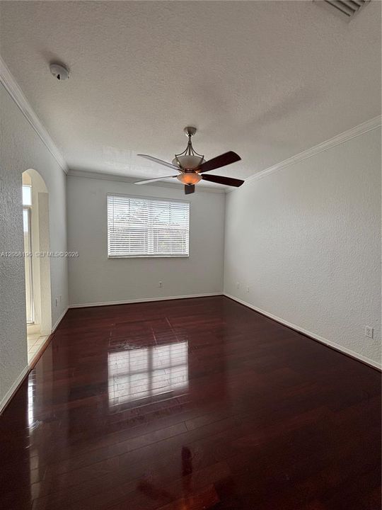 В аренду: $2,800 (3 спален, 2 ванн, 1616 Квадратных фут)