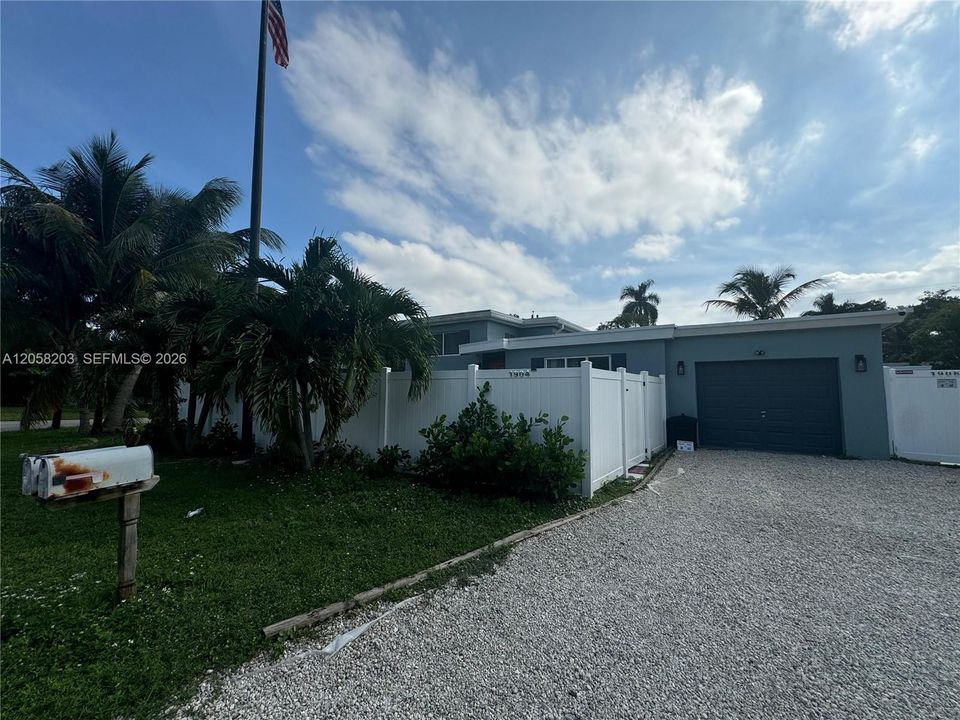 For Sale: $799,900 (0 beds, 0 baths, 0 Square Feet)