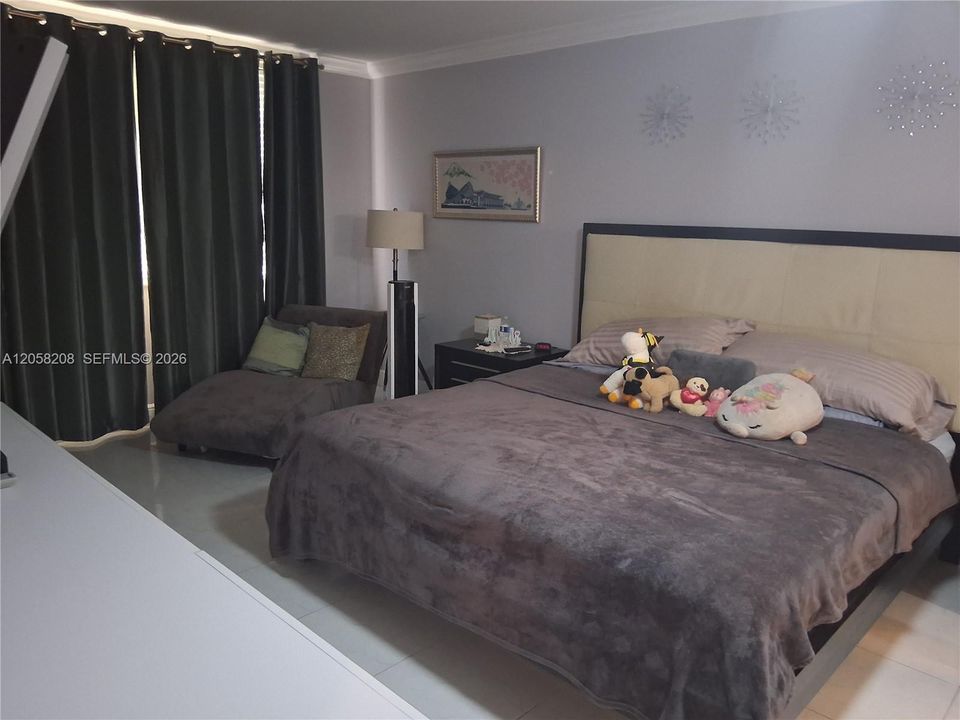 На продажу: $185,000 (2 спален, 2 ванн, 1132 Квадратных фут)
