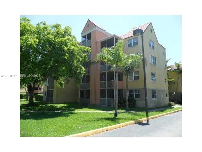 For Rent: $1,800 (1 beds, 1 baths, 810 Square Feet)