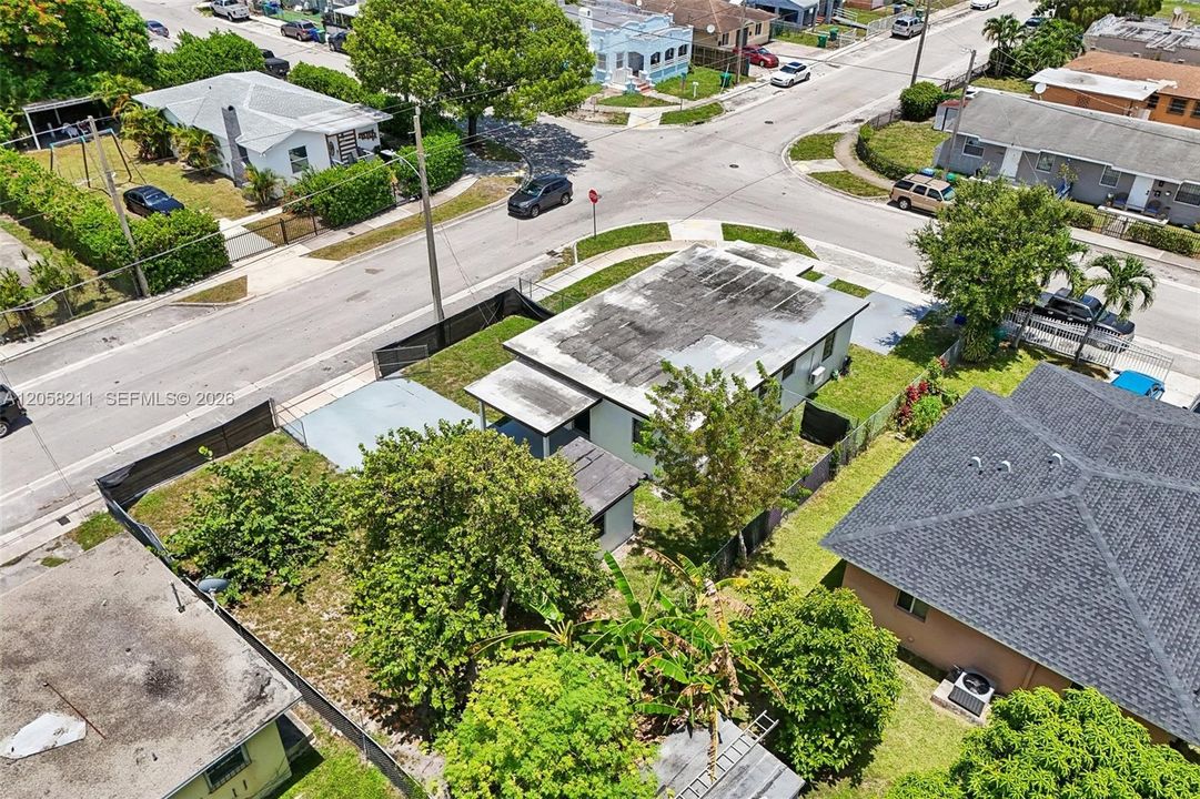 En Venta: $620,000 (0 camas, 0 baños, 1120 Pies cuadrados)