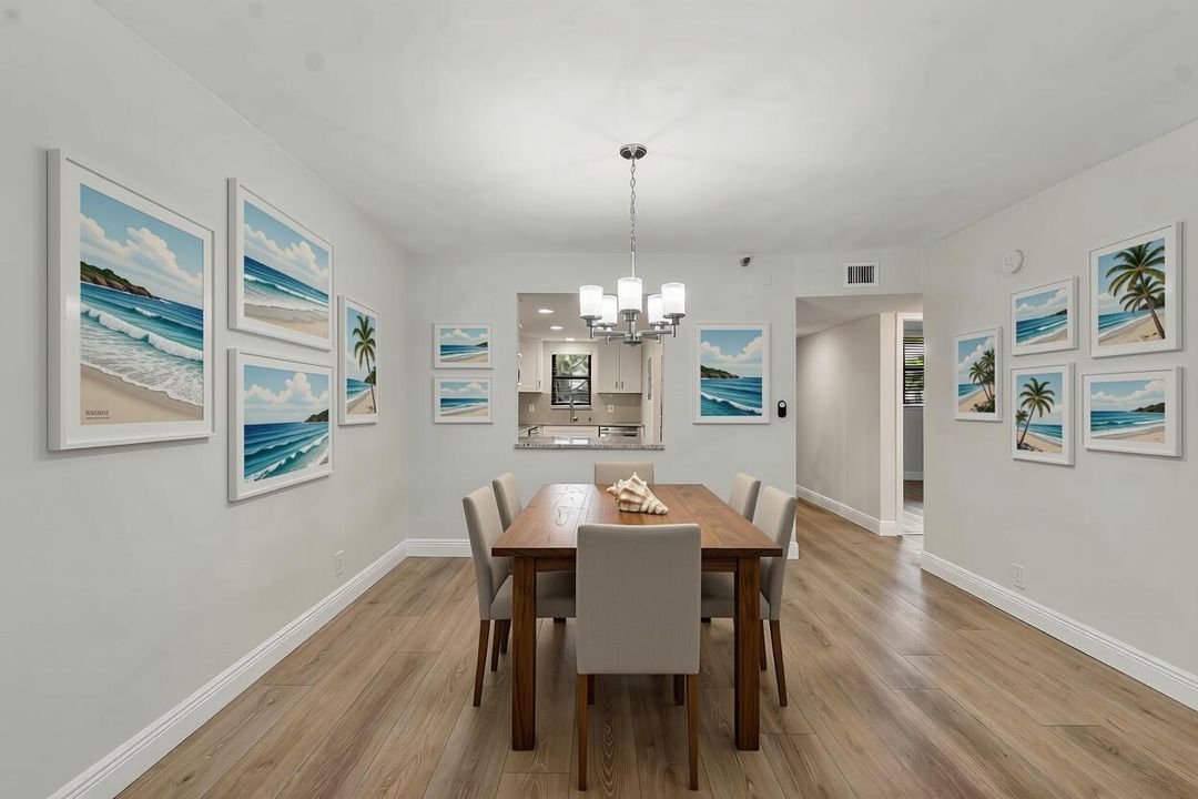 AI Staged Dining Area
