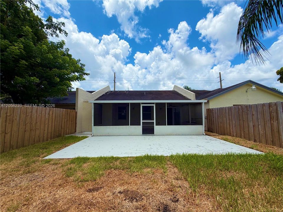 For Sale: $450,000 (3 beds, 2 baths, 1400 Square Feet)