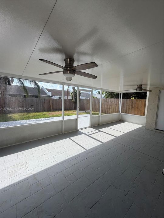 For Sale: $450,000 (3 beds, 2 baths, 1400 Square Feet)