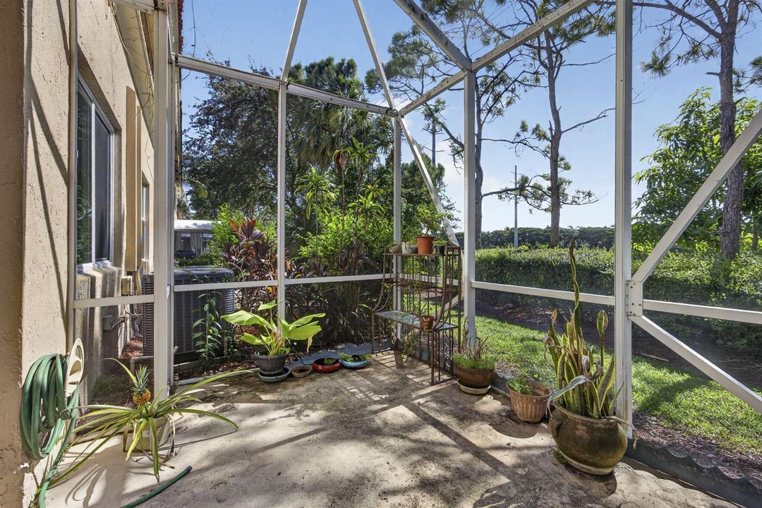 Screened-in Patio