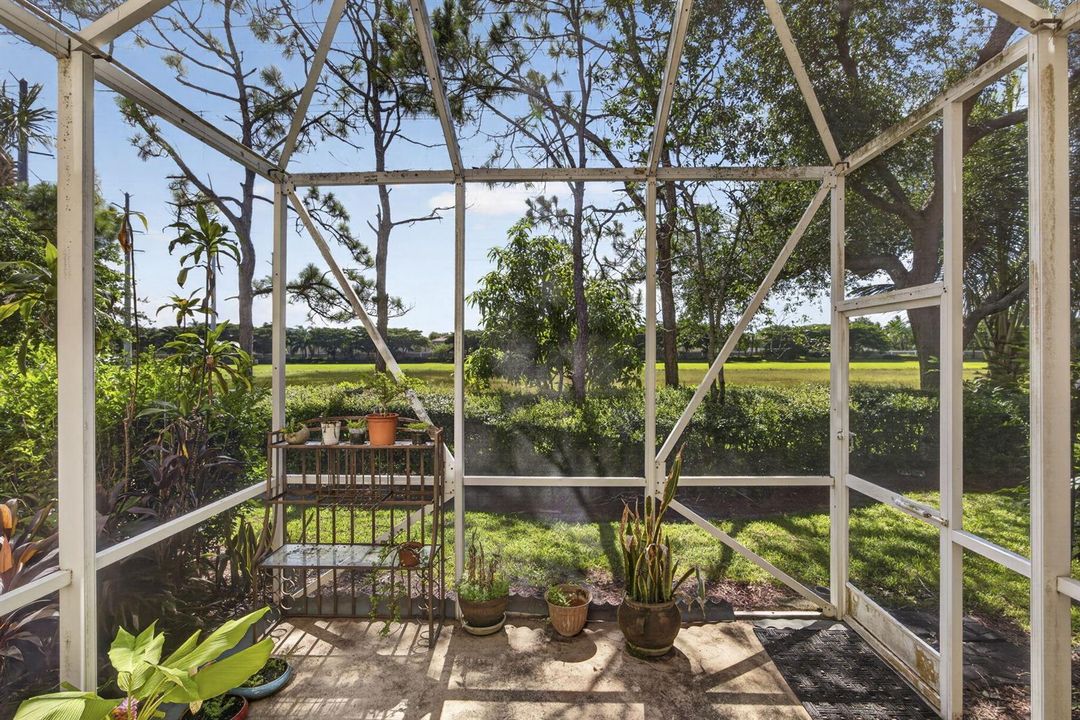 Screened-in Patio