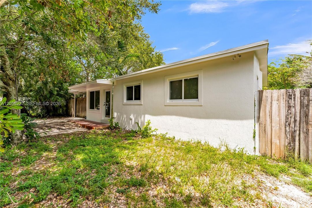 En Venta: $575,000 (2 camas, 2 baños, 1150 Pies cuadrados)
