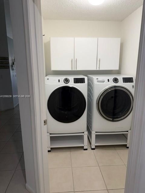 En Venta: $478,000 (2 camas, 2 baños, 1379 Pies cuadrados)