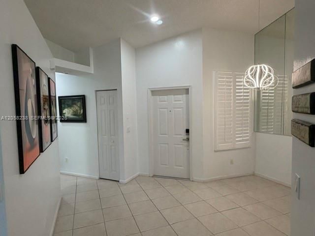 En Venta: $478,000 (2 camas, 2 baños, 1379 Pies cuadrados)