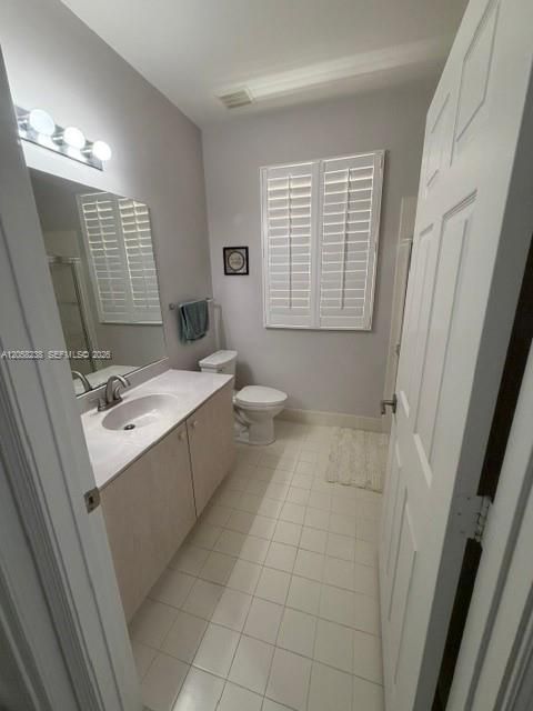 En Venta: $478,000 (2 camas, 2 baños, 1379 Pies cuadrados)