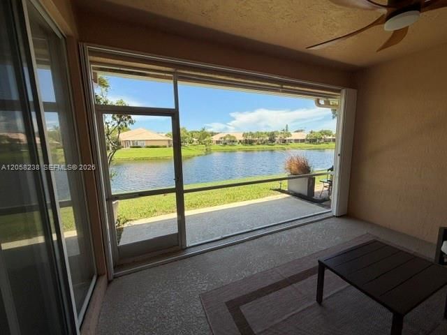 En Venta: $478,000 (2 camas, 2 baños, 1379 Pies cuadrados)