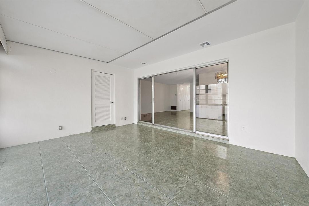 2638 Gately Drive East, 45-12