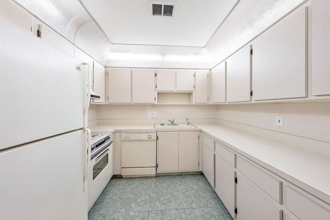 2638 Gately Drive East, 45-8