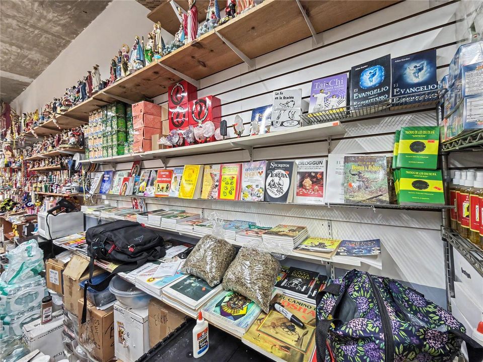 待售: $65,000 (0 贝兹, 0 浴室, 0 平方英尺)