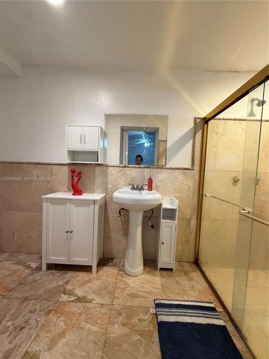 En Venta: $380,000 (4 camas, 3 baños, 948 Pies cuadrados)