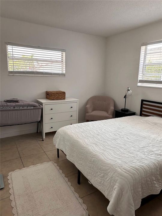 For Rent: $1,750 (1 beds, 1 baths, 645 Square Feet)