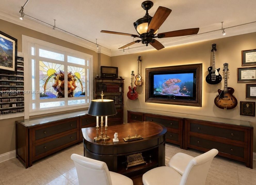 For Sale: $3,000,000 (3 beds, 3 baths, 1985 Square Feet)