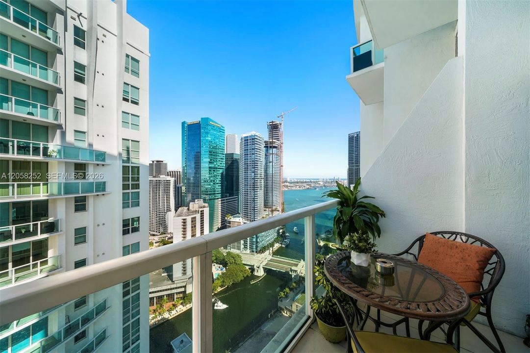 For Rent: $4,000 (2 beds, 2 baths, 1267 Square Feet)