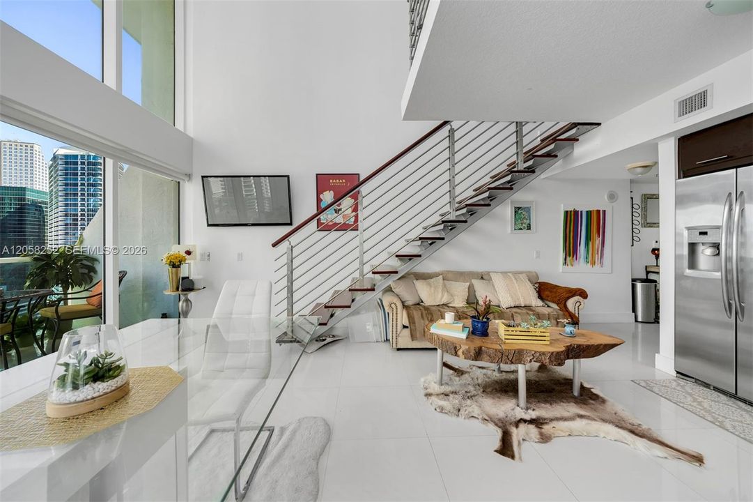 For Rent: $4,000 (2 beds, 2 baths, 1267 Square Feet)