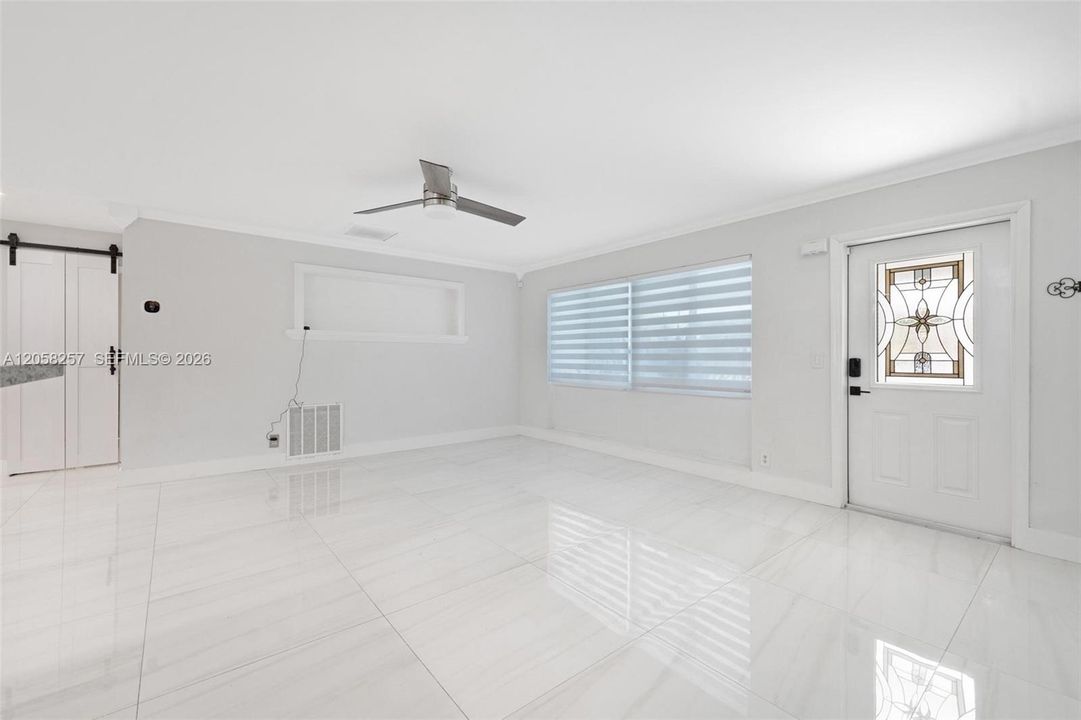 For Sale: $610,000 (4 beds, 2 baths, 1352 Square Feet)
