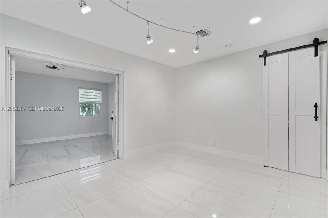 For Sale: $610,000 (4 beds, 2 baths, 1352 Square Feet)