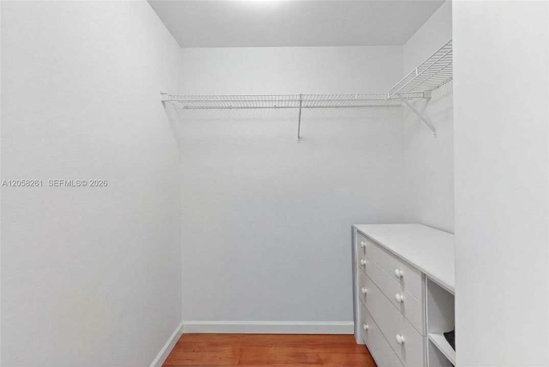На продажу: $439,000 (2 спален, 2 ванн, 1061 Квадратных фут)