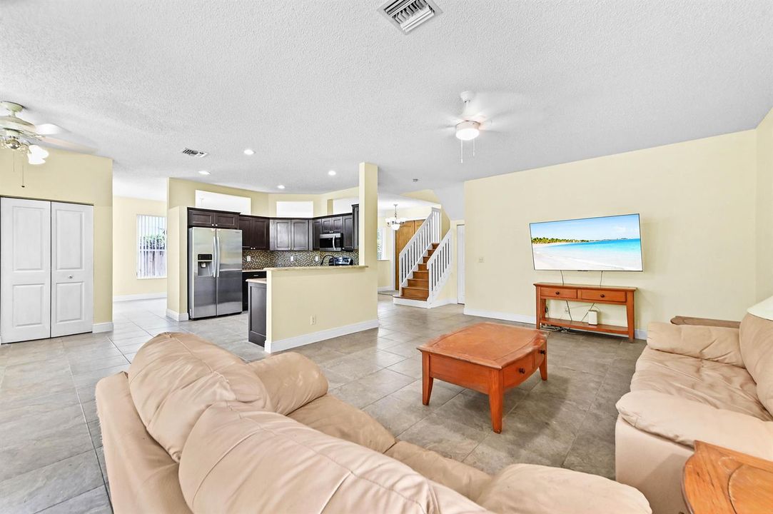 18 Living room 04