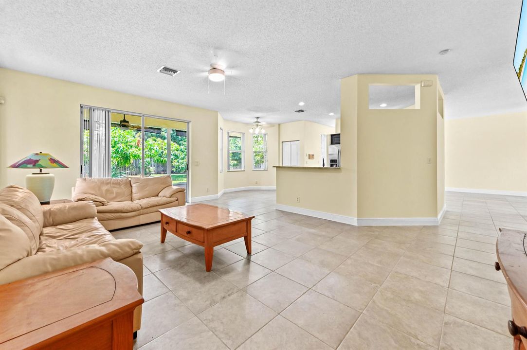 16 Living room 02