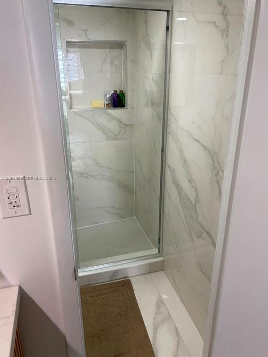 В аренду: $4,800 (2 спален, 2 ванн, 1335 Квадратных фут)