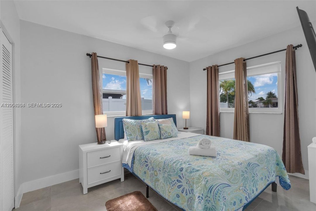 В аренду: $3,700 (3 спален, 2 ванн, 1518 Квадратных фут)