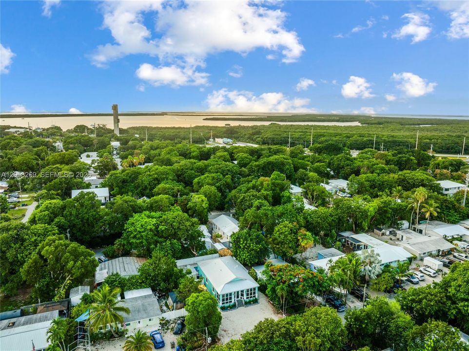 На продажу: $999,000 (3 спален, 2 ванн, 1342 Квадратных фут)