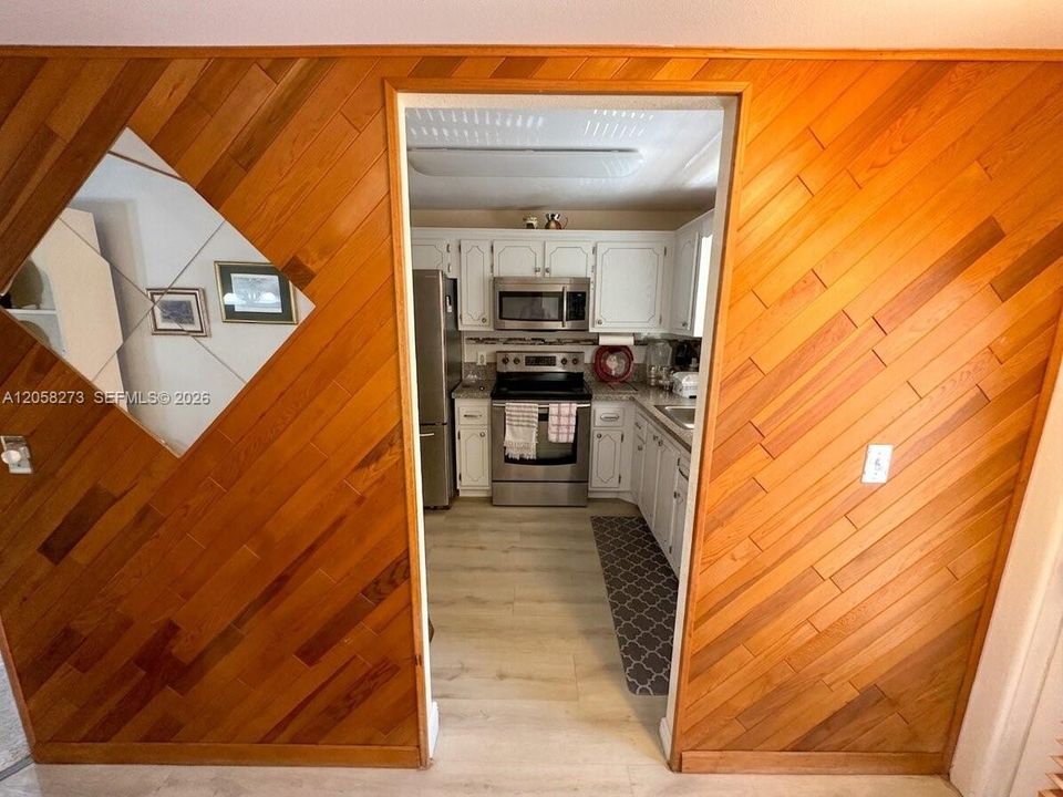 На продажу: $117,000 (1 спален, 1 ванн, 862 Квадратных фут)