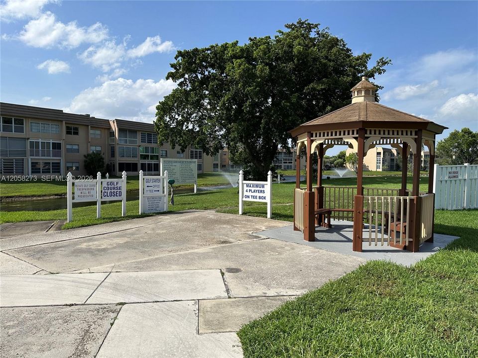 Golf Area