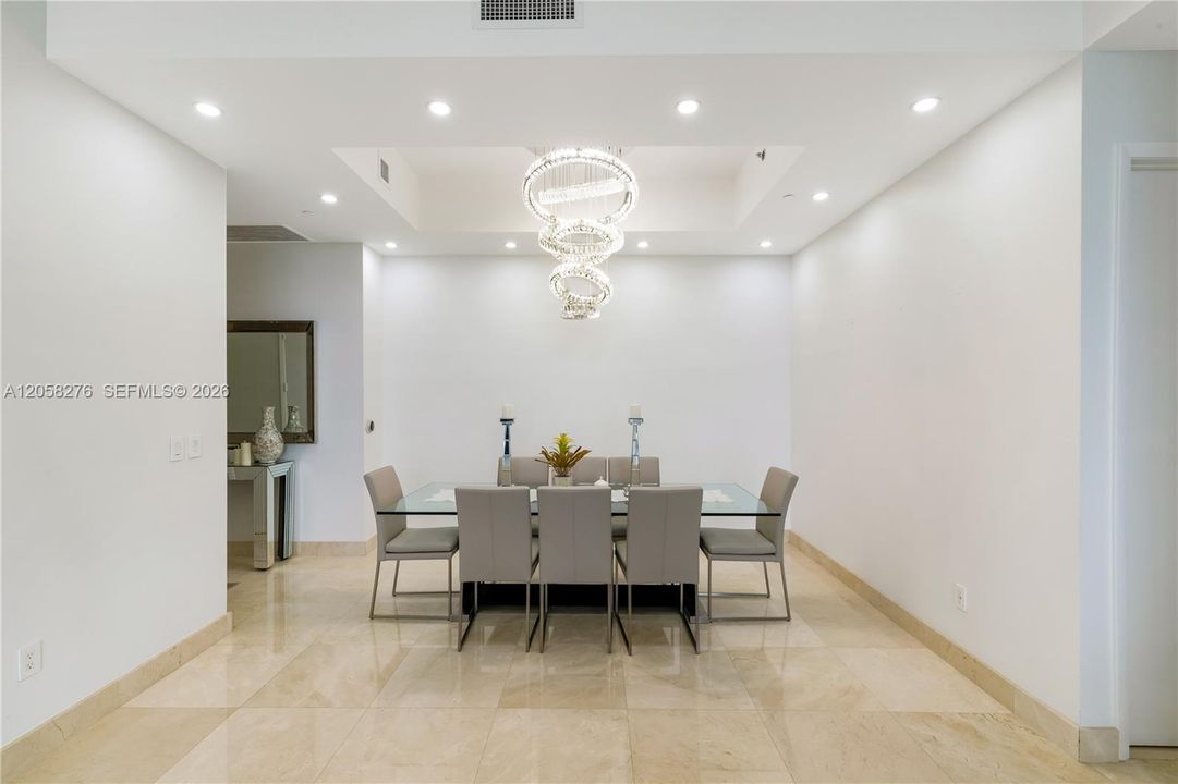 En Renta: $6,750 (2 camas, 2 baños, 1435 Pies cuadrados)