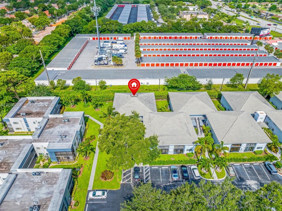 На продажу: $149,950 (2 спален, 2 ванн, 1170 Квадратных фут)