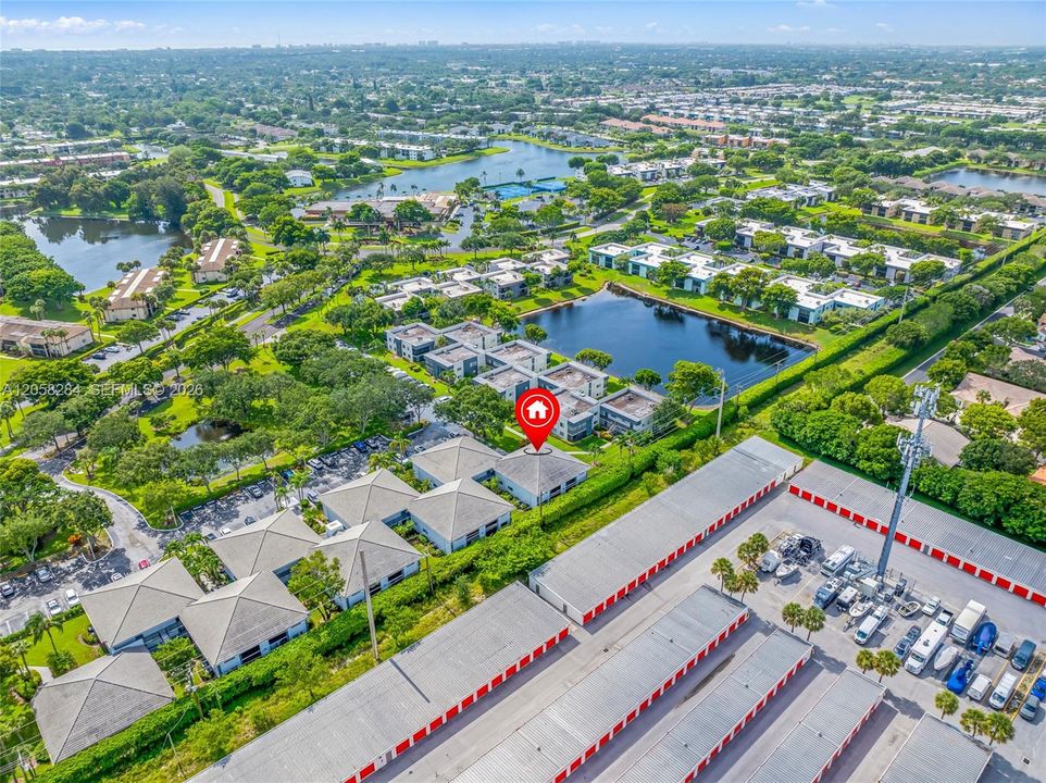 На продажу: $149,950 (2 спален, 2 ванн, 1170 Квадратных фут)